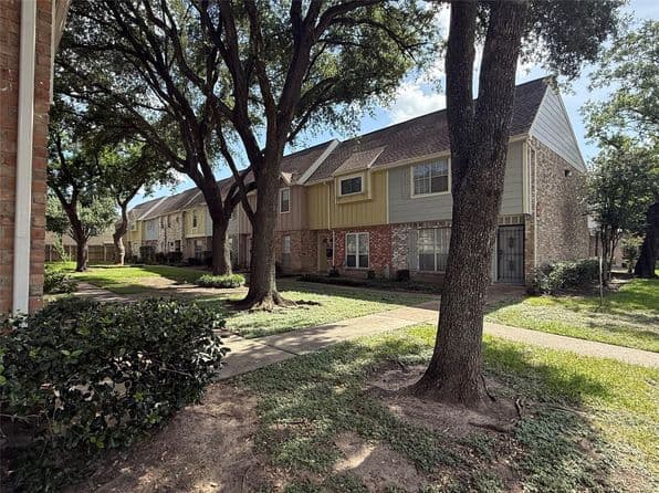 8101 Amelia Rd APT 507, Houston, TX 77055